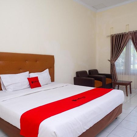 Hotel Reddoorz Syariah Near Alun Alun Wonosari Exteriér fotografie