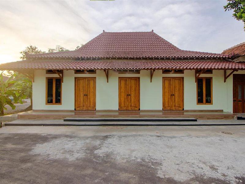 Hotel Reddoorz Syariah Near Alun Alun Wonosari Exteriér fotografie