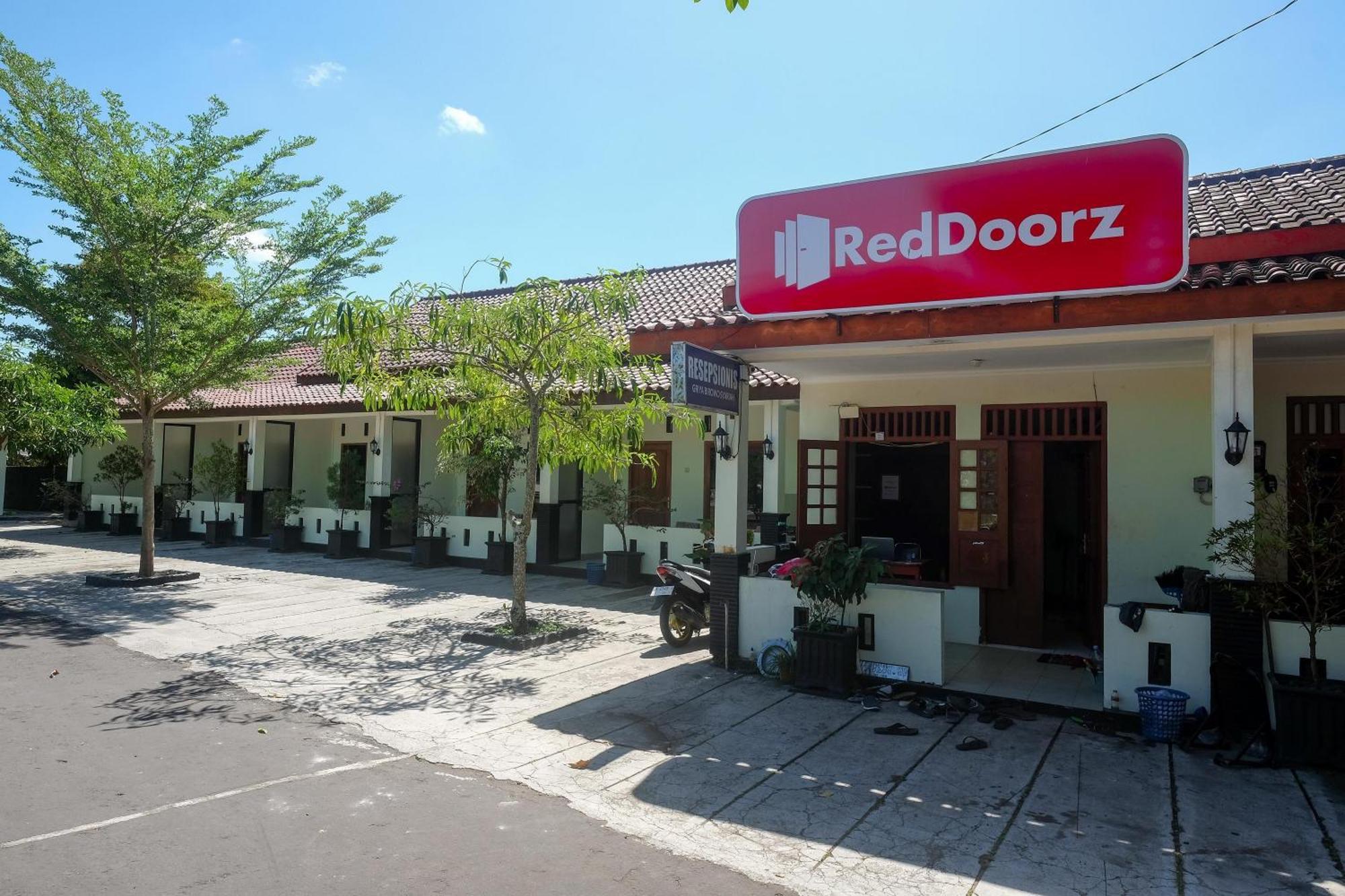 Hotel Reddoorz Syariah Near Alun Alun Wonosari Exteriér fotografie