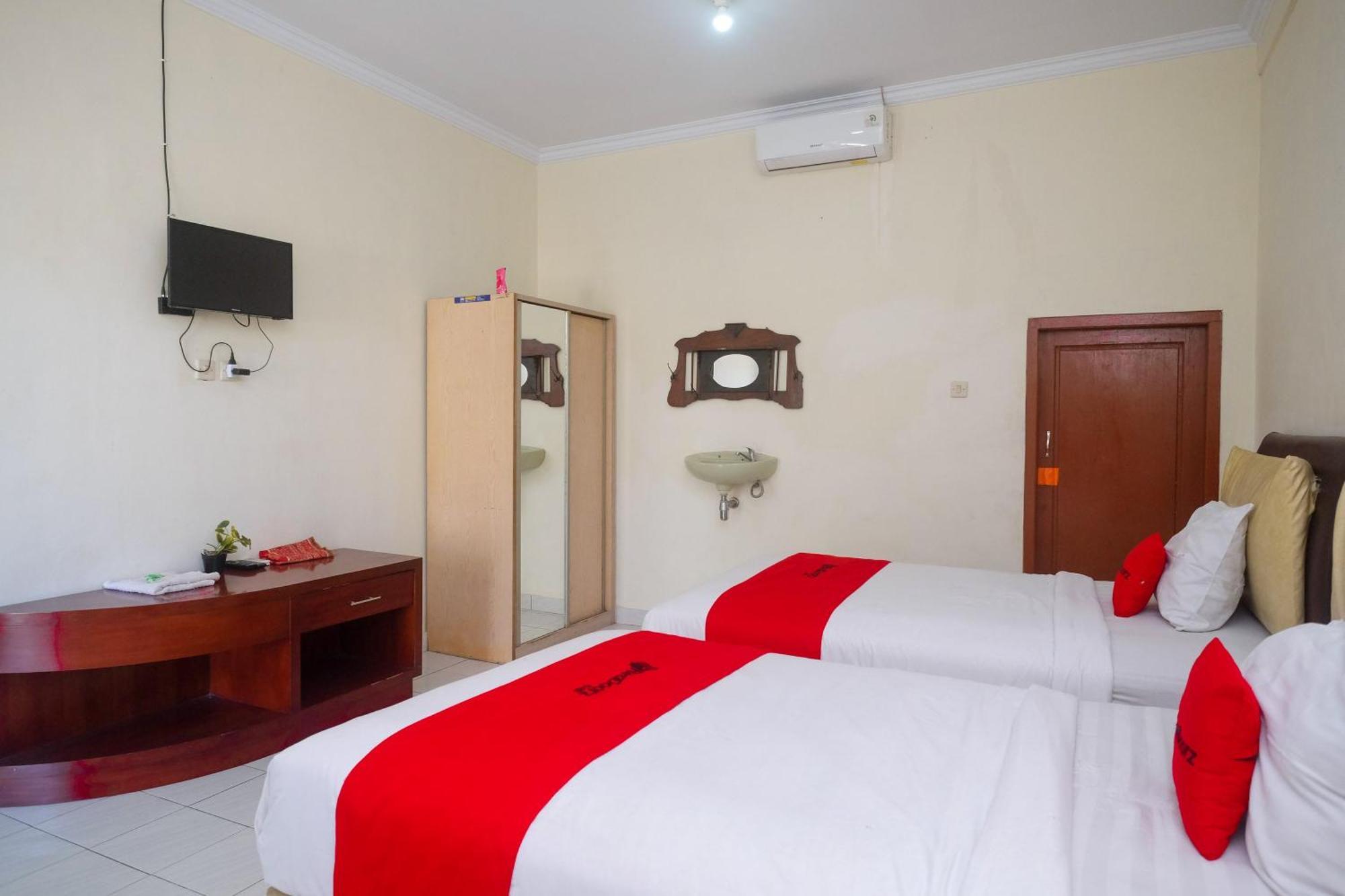 Hotel Reddoorz Syariah Near Alun Alun Wonosari Exteriér fotografie